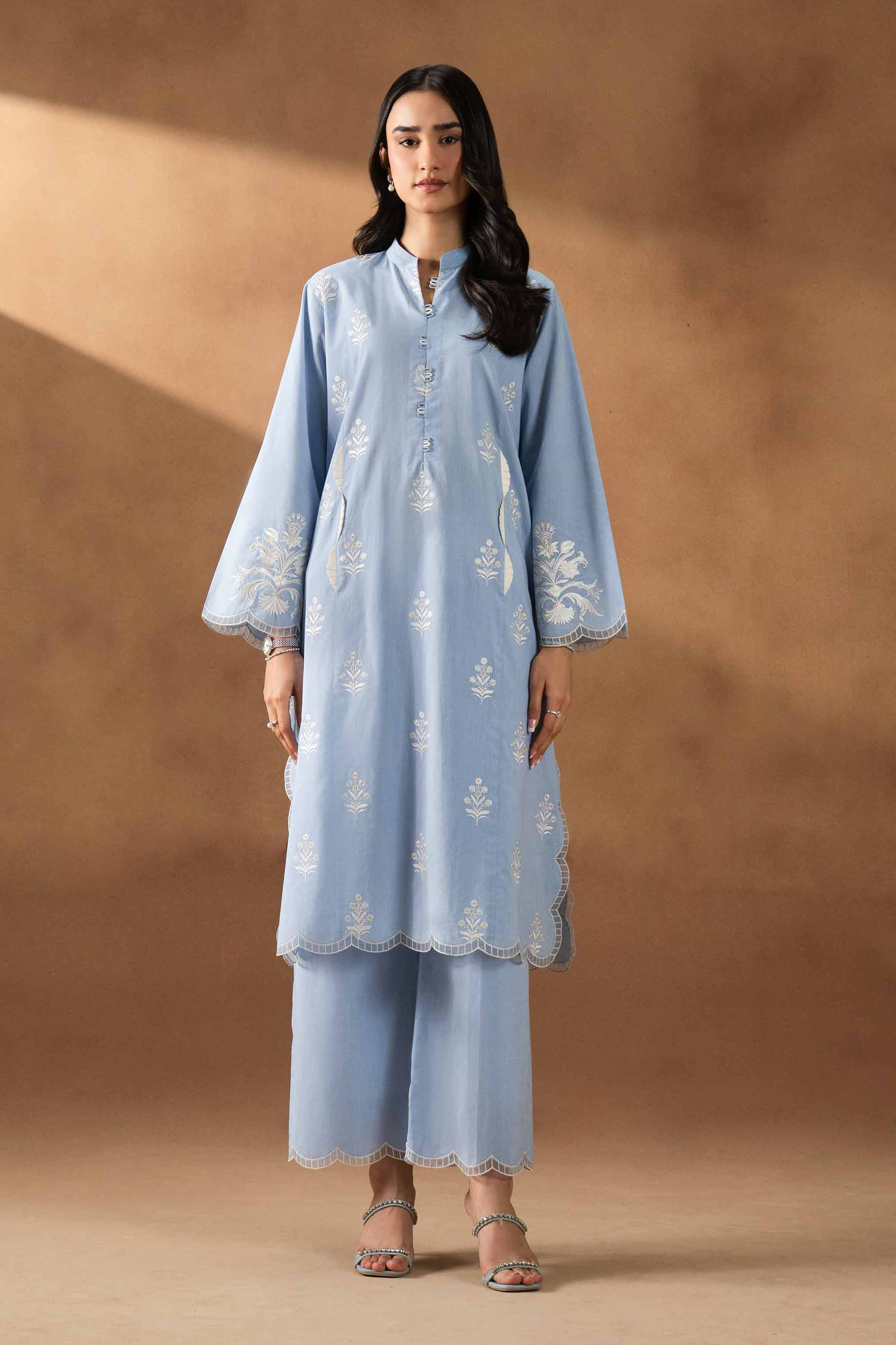 Flat 40% Off on Summer Dresses